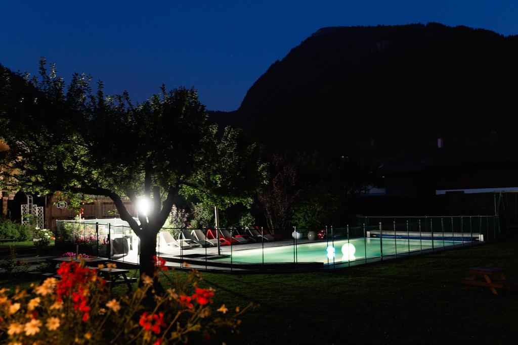 Hotel La Bergerie Морзин Экстерьер фото